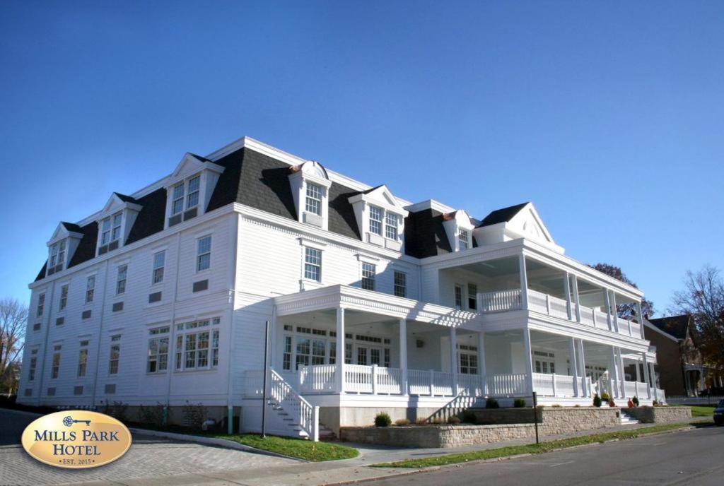 Mills Park Hotel Yellow Springs Exterior foto